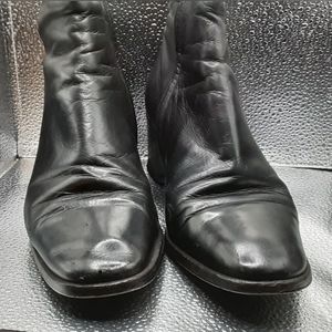 Russell & Bromley Leather Ankle Boots made in Italy sz 38.5